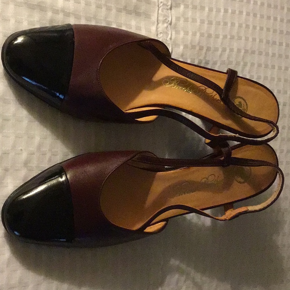 BRAND NEW WINE LEATHER WITH BLACK PATENT TOE SLINGBACKS